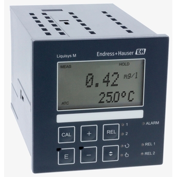 Liquisys CCM223 je kompaktní panelový převodník pro měření chloru, oxidu chloričitého a pH.