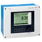 Liquiline CM444 je digitální převodník pro pH, ORP, vodivost, kyslík, zákal a další.