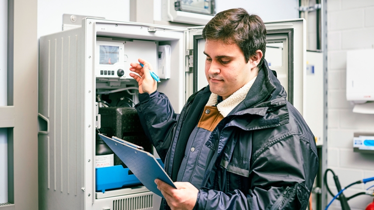Analyzátor ortofosfátů Liquiline System CA80PH