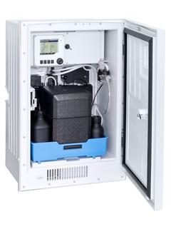 Analyzátor amoniaku Liquiline System CA80AM s chlazením pro delší životnost činidel
