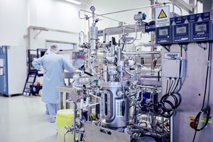 Malý bioreaktor ve farmaceutickém provozu