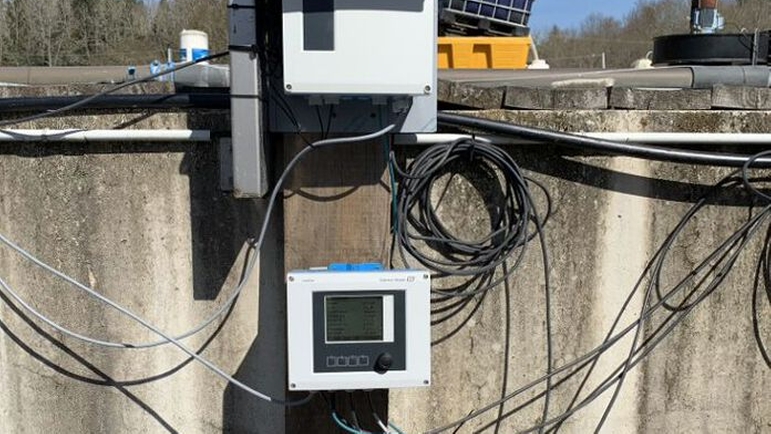 Liquiline Převodník Edge Device SGC400 v akvakulturní instalaci