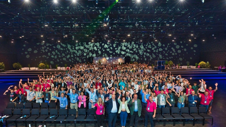 650 stážistů, studentů a žáků se zúčastnilo Endress+Hauser Young Generation Networking Day. 