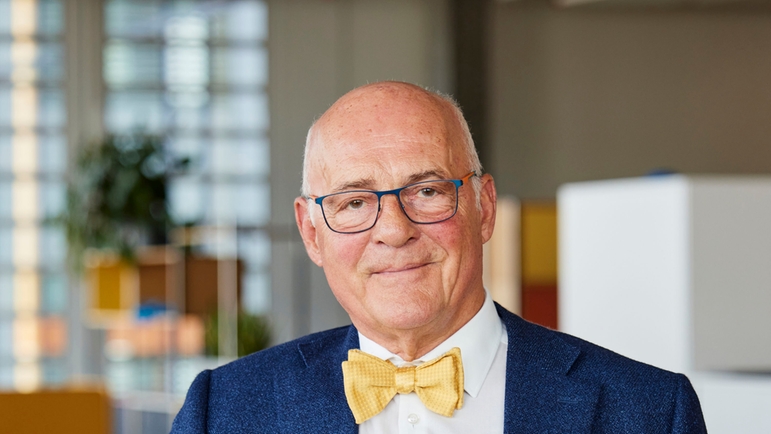 Klaus Endress, long-time CEO and Supervisory Board president of the Endress+Hauser Group